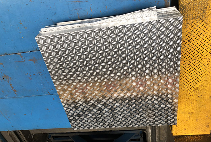 1100 Placa estriada de aluminio